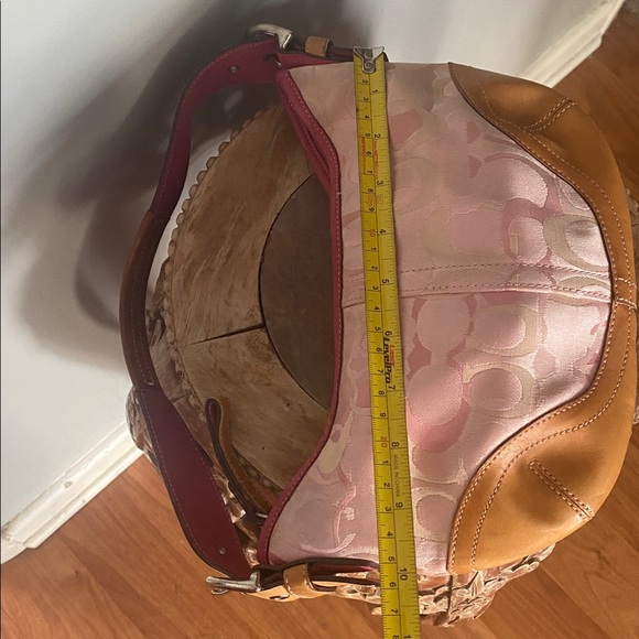 🌸🤎Y2K Coach small Optic Pink Soho Hobo purse🤎🌸 - Picture 13 of 15